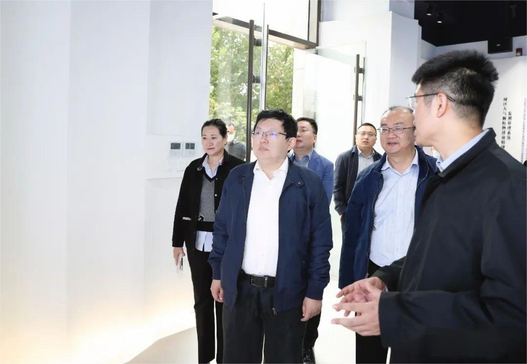 濟南市高新區黨工委副書記、管委會常務副主任任廣鋒蒞臨國耀量子指導工作